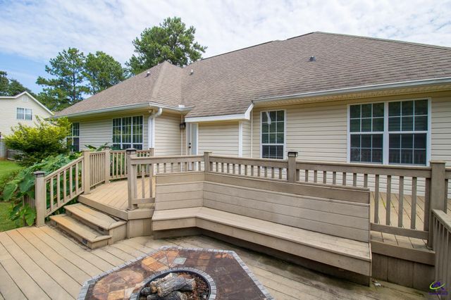 125 Gleneagle Drive, Byron, GA 31008