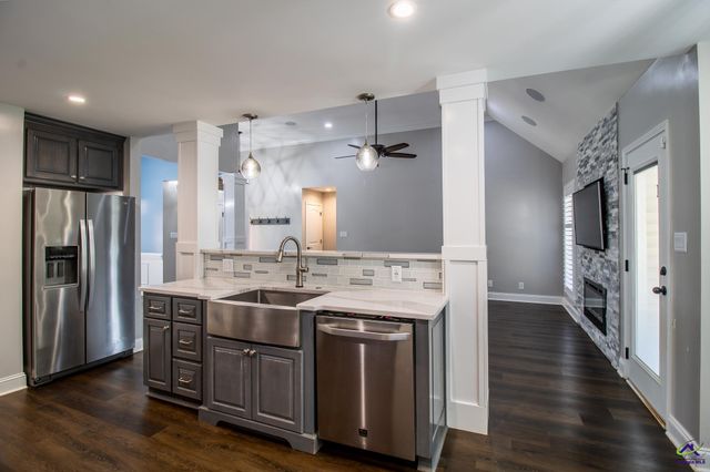 125 Gleneagle Drive, Byron, GA 31008