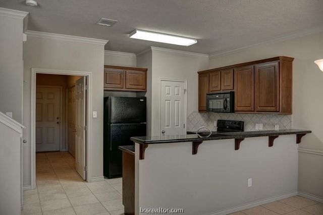146 Forest Drive, College Station, TX 77845