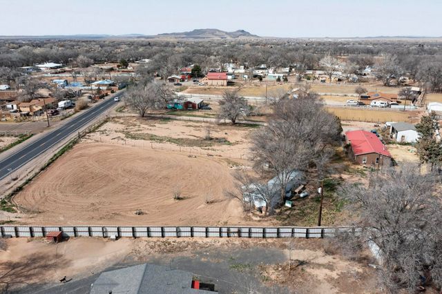 85 N El Cerro Loop, Los Lunas, NM 87031