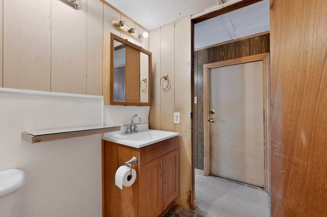 85 N El Cerro Loop, Los Lunas, NM 87031