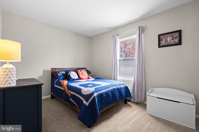 119 HAMPTON DR, Langhorne, PA 19047