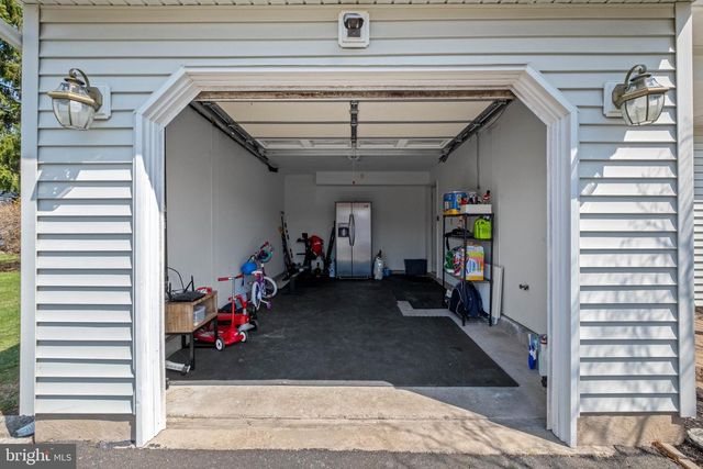 119 HAMPTON DR, Langhorne, PA 19047