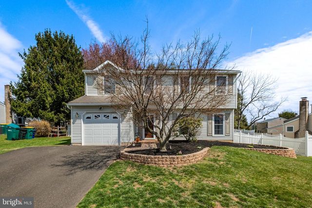 119 HAMPTON DR, Langhorne, PA 19047