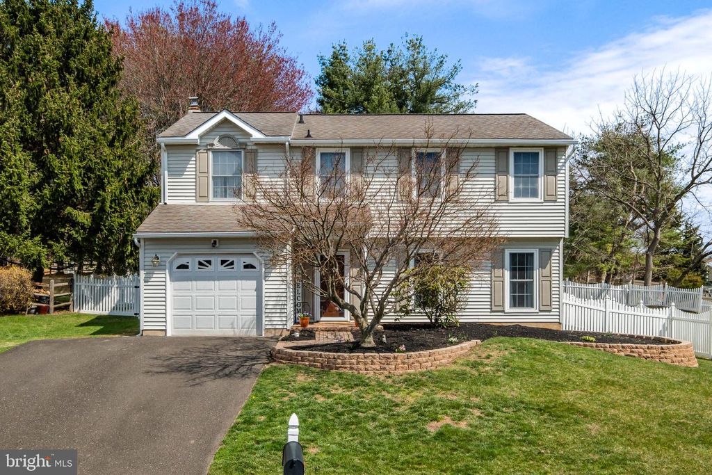 119 HAMPTON DR, Langhorne, PA 19047