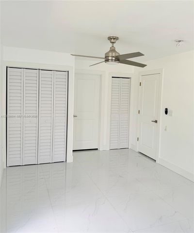 18133 SW 93rd Ave, Palmetto Bay, FL 33157