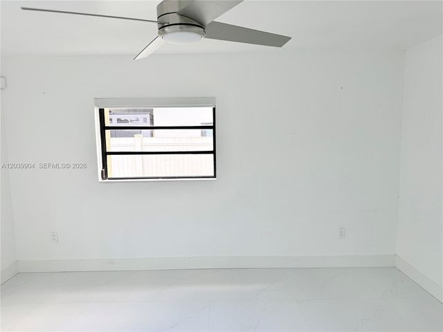 18133 SW 93rd Ave, Palmetto Bay, FL 33157