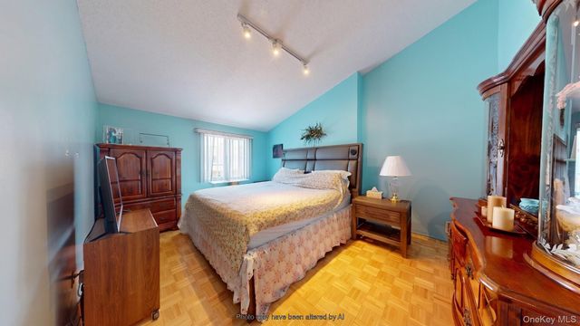 36 Leo Street 34, Staten Island, NY 10314