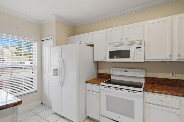 5416 CARROLLWOOD KEY DRIVE 8, Tampa, FL 33624