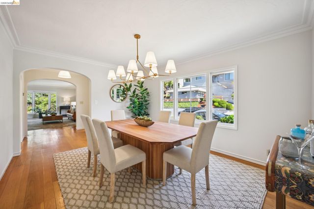 605 Prospect Ave, Oakland, CA 94610