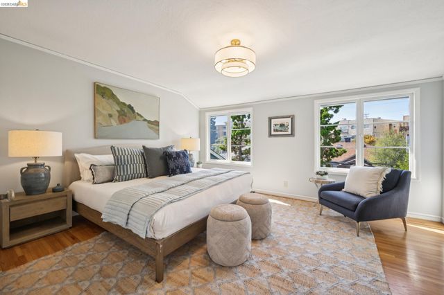 605 Prospect Ave, Oakland, CA 94610