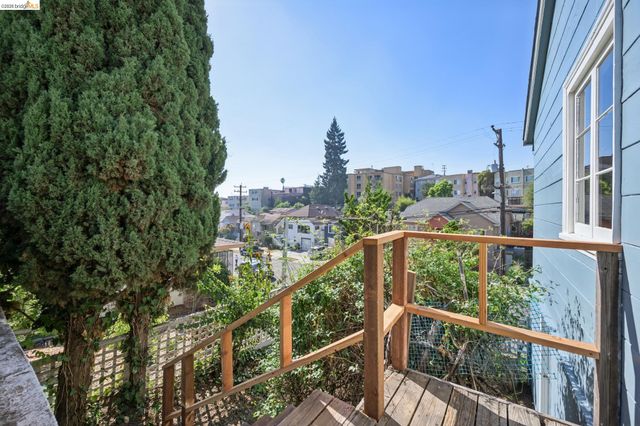 605 Prospect Ave, Oakland, CA 94610