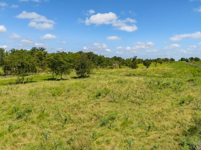 3280 County Road 466 RD, Elgin, TX 78621