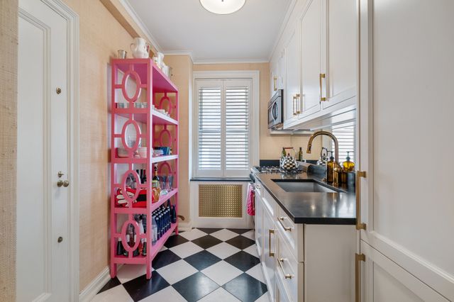400 E 59th St Apt 3A, New York City, NY 10022