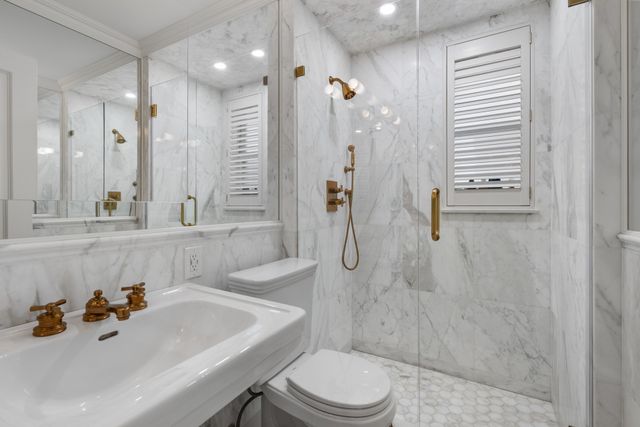 400 E 59th St Apt 3A, New York City, NY 10022
