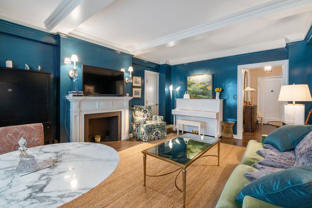 400 E 59th St Apt 3A, New York City, NY 10022