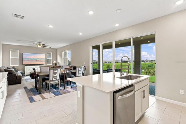 832 GRIFFON AVENUE, Lake Alfred, FL 33850