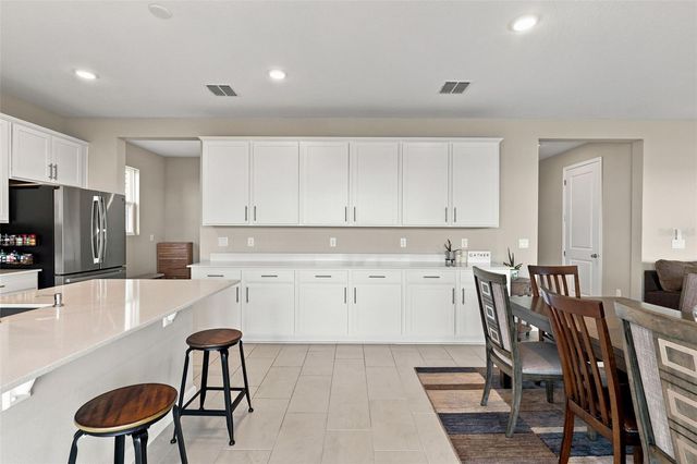 832 GRIFFON AVENUE, Lake Alfred, FL 33850