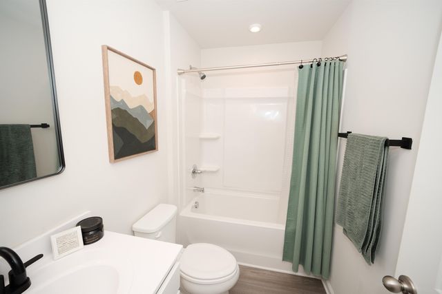 121 Davis Grove Ln, Piedmont, SC 29673