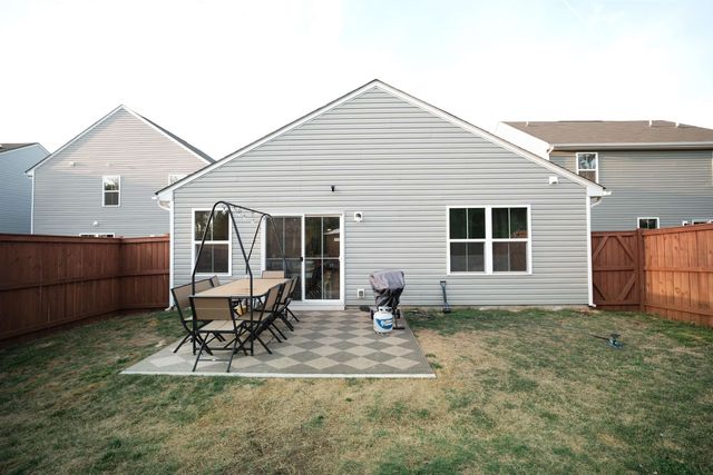 121 Davis Grove Ln, Piedmont, SC 29673
