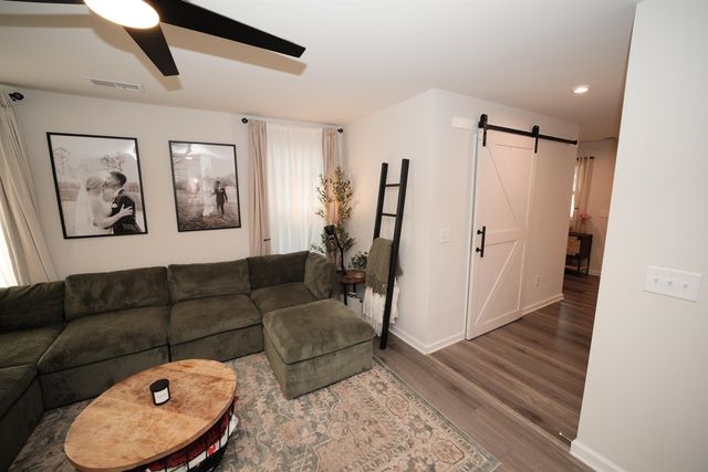 121 Davis Grove Ln, Piedmont, SC 29673