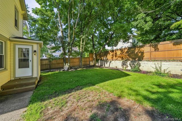 40 N Midland Avenue, Nyack, NY 10960