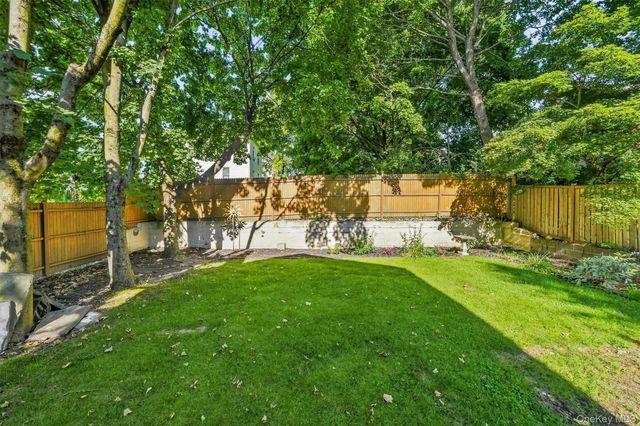 40 N Midland Avenue, Nyack, NY 10960