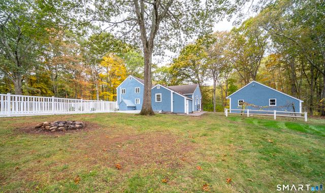 882 Killingworth Road, Haddam, CT 06441