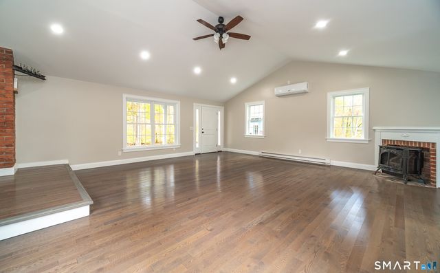 882 Killingworth Road, Haddam, CT 06441