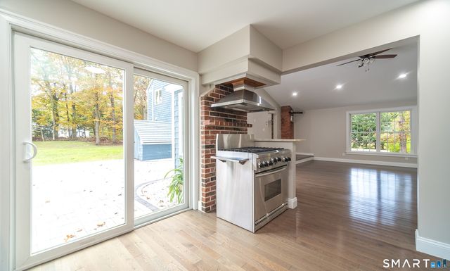 882 Killingworth Road, Haddam, CT 06441