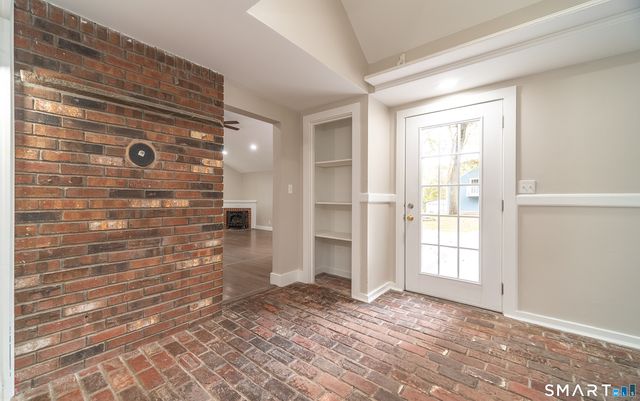 882 Killingworth Road, Haddam, CT 06441