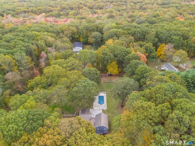 882 Killingworth Road, Haddam, CT 06441