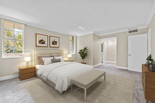 823 Cypress Boulevard 204, Pompano Beach, FL 33069