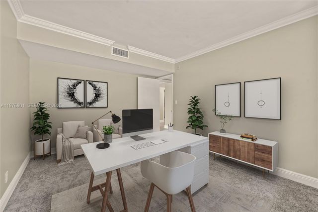 823 Cypress Boulevard 204, Pompano Beach, FL 33069