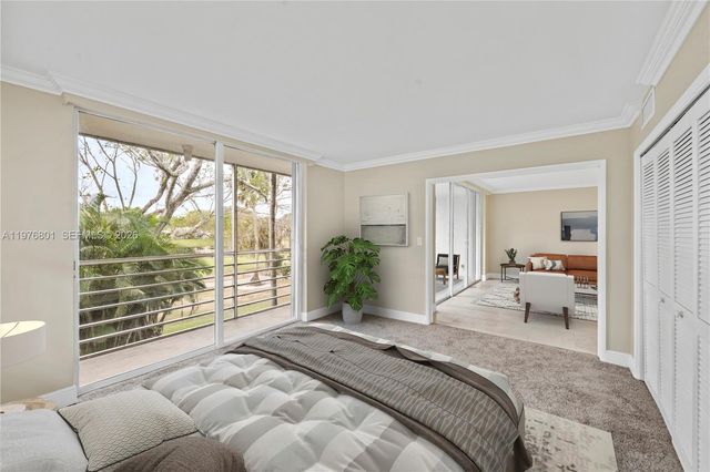 823 Cypress Boulevard 204, Pompano Beach, FL 33069