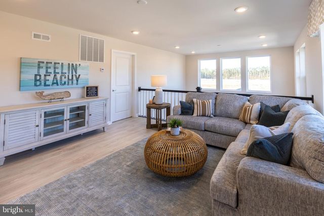 382 SCRANTON LN, Ocean View, DE 19970