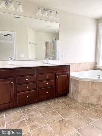 42682 KEILLER TER, Ashburn, VA 20147