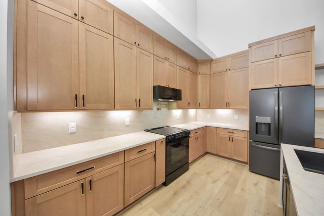 4630 Larkspur Street A, Houston, TX 77051