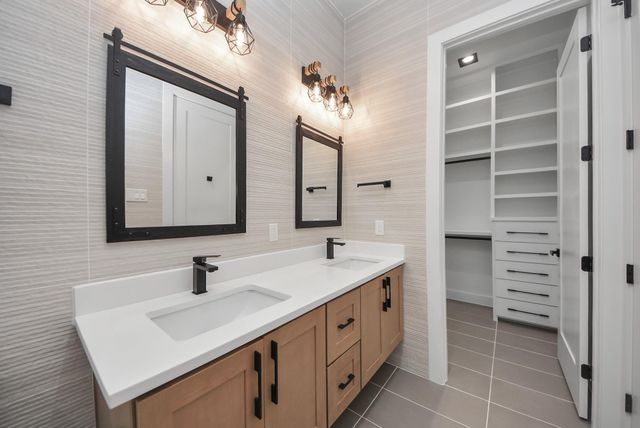 4630 Larkspur Street A, Houston, TX 77051