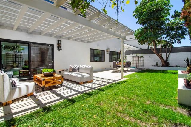 4859 Gaynor Avenue, Encino, CA 91436