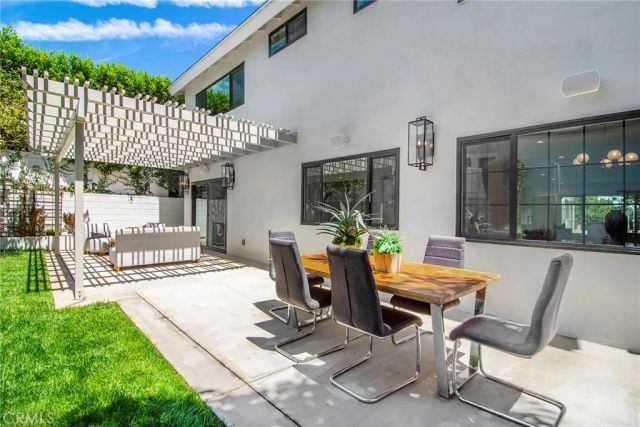 4859 Gaynor Avenue, Encino, CA 91436