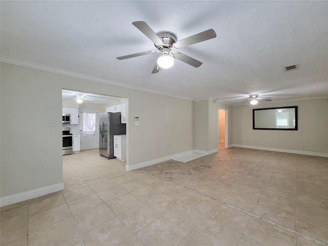 25723 Glen Loch, Spring, TX 77380