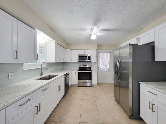 25723 Glen Loch, Spring, TX 77380