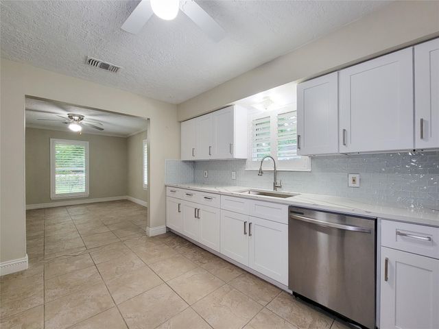 25723 Glen Loch, Spring, TX 77380