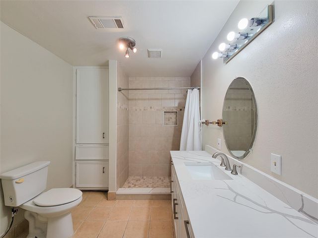 25723 Glen Loch, Spring, TX 77380