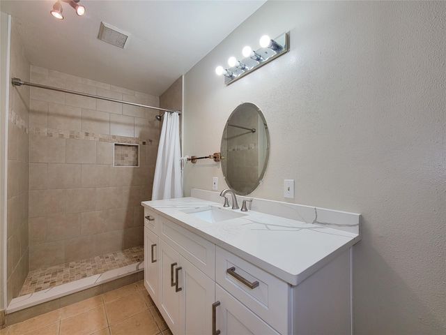 25723 Glen Loch, Spring, TX 77380