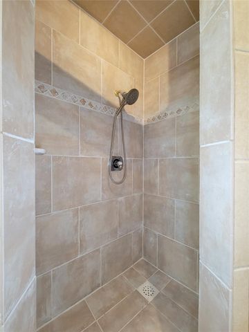 25723 Glen Loch, Spring, TX 77380