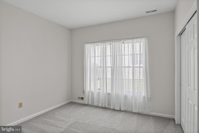 7 COVERED BRIDGE CIR, Columbus, NJ 08022