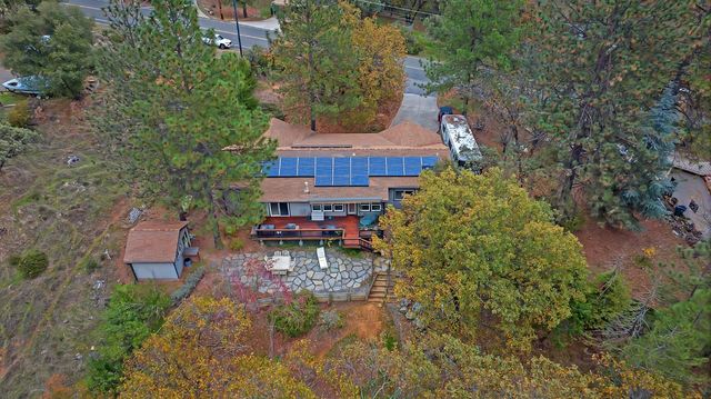 17010 Alexandra Way, Grass Valley, CA 95949