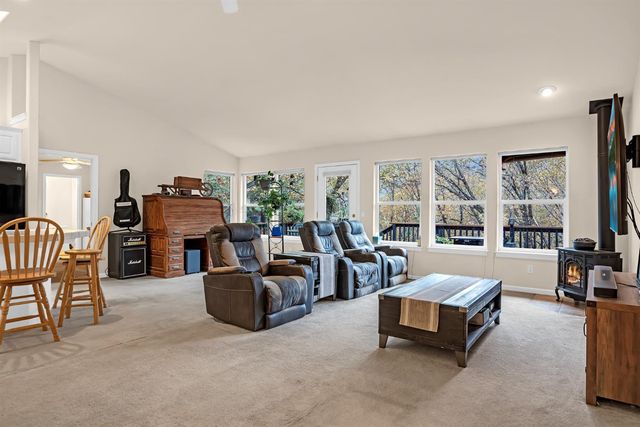 17010 Alexandra Way, Grass Valley, CA 95949